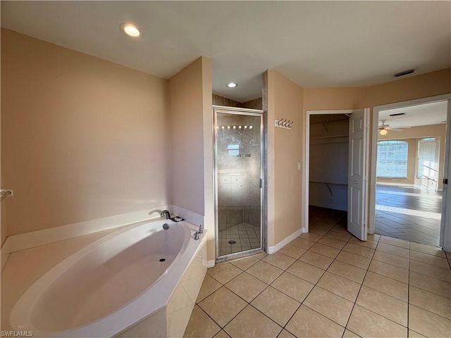 3808 25th ST SW, Lehigh Acres, FL 33976