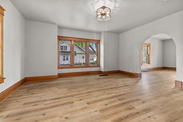 1571 DAY STREET, Greenleaf, WI 54126