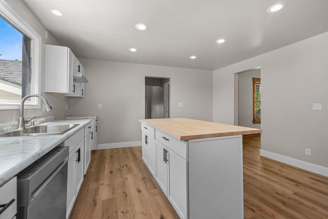 1571 DAY STREET, Greenleaf, WI 54126