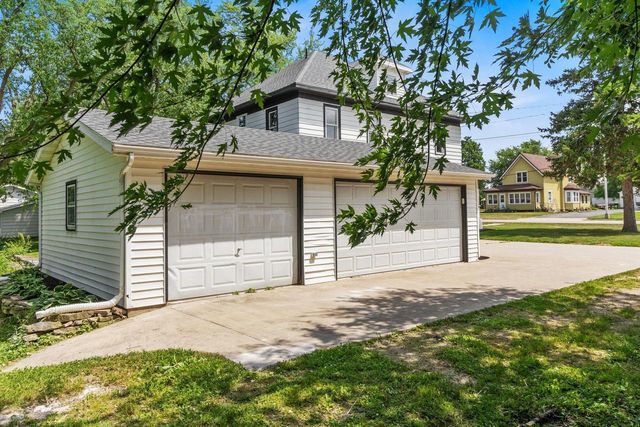 1571 DAY STREET, Greenleaf, WI 54126