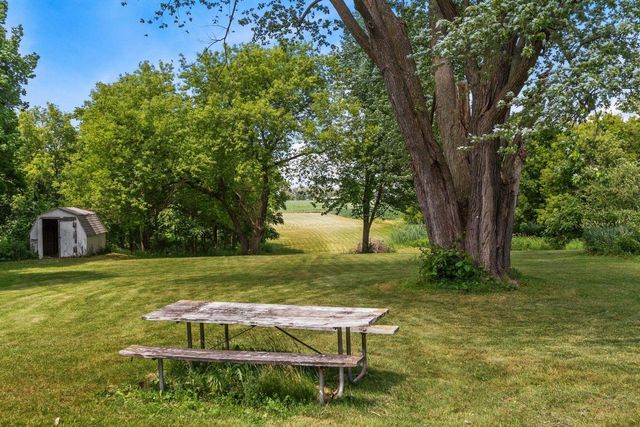 1571 DAY STREET, Greenleaf, WI 54126