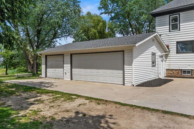 1571 DAY STREET, Greenleaf, WI 54126