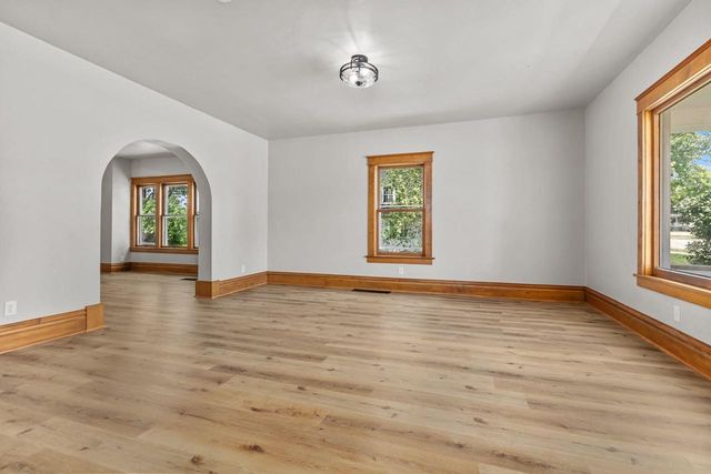 1571 DAY STREET, Greenleaf, WI 54126