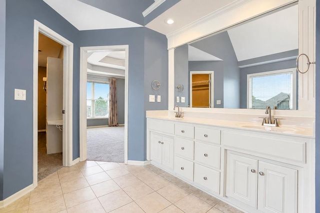 25168 W 150th Terrace, Olathe, KS 66061