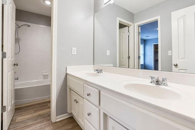 25168 W 150th Terrace, Olathe, KS 66061