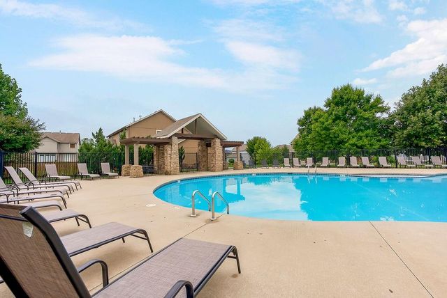 25168 W 150th Terrace, Olathe, KS 66061
