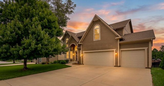 25168 W 150th Terrace, Olathe, KS 66061