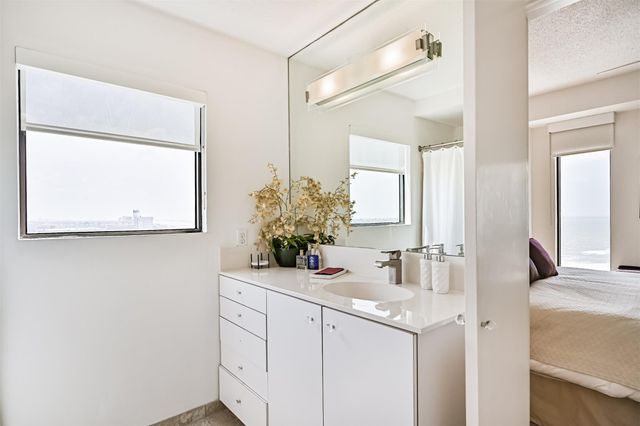 7700 Seawall Boulevard 1001, Galveston, TX 77551