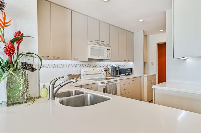 7700 Seawall Boulevard 1001, Galveston, TX 77551