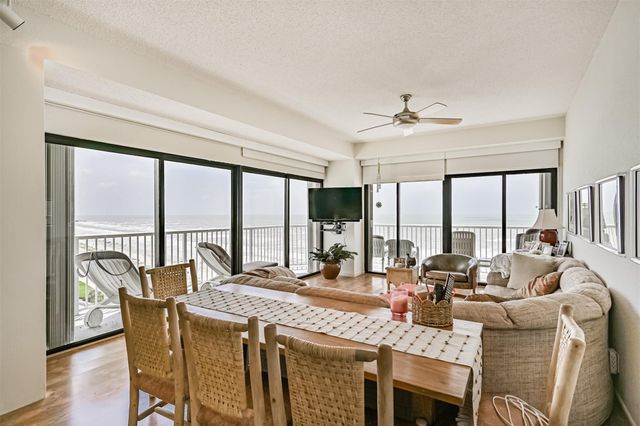 7700 Seawall Boulevard 1001, Galveston, TX 77551