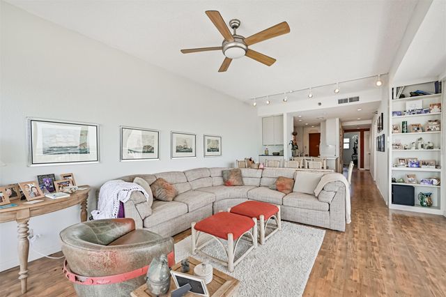 7700 Seawall Boulevard 1001, Galveston, TX 77551
