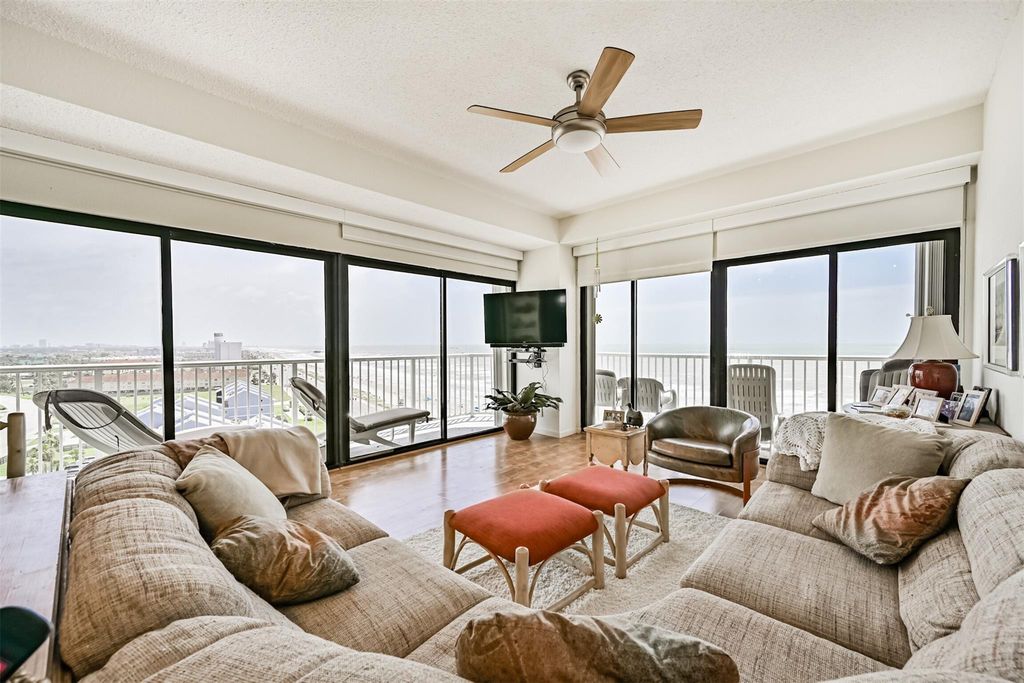 7700 Seawall Boulevard 1001, Galveston, TX 77551
