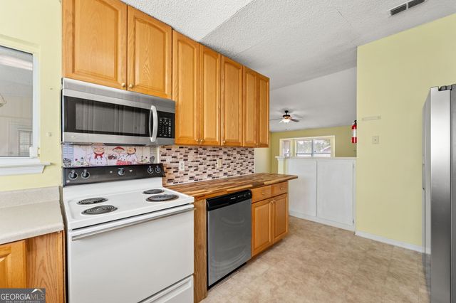 302 Greenacres Drive, Kingsland, GA 31548