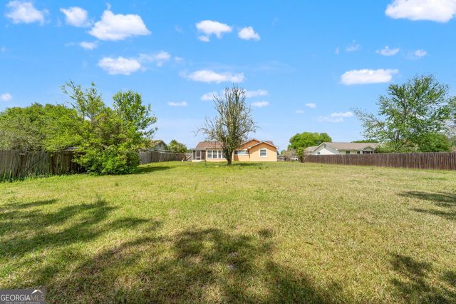 302 Greenacres Drive, Kingsland, GA 31548