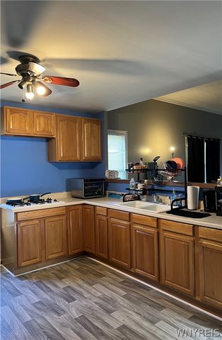 789 North Division Street S, Buffalo, NY 14210