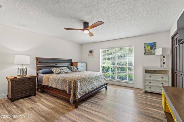 836 MANDALAY Road, Jacksonville, FL 32216