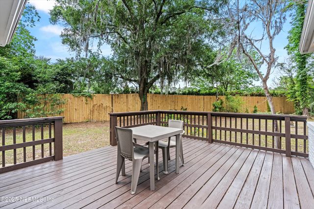 836 MANDALAY Road, Jacksonville, FL 32216