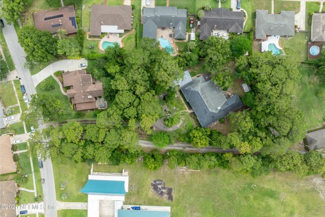 836 MANDALAY Road, Jacksonville, FL 32216