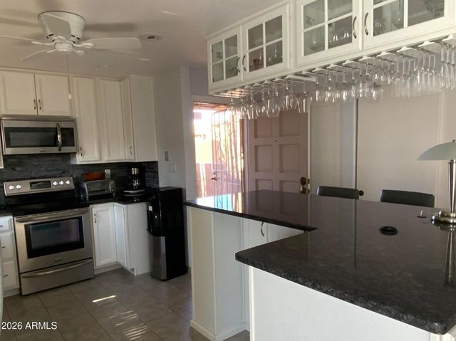 7432 N VIA CAMELLO DEL NORTE -- 174, Scottsdale, AZ 85258