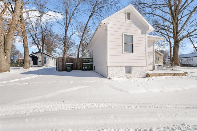 4327 Jessica Avenue, St Louis, MO 63116