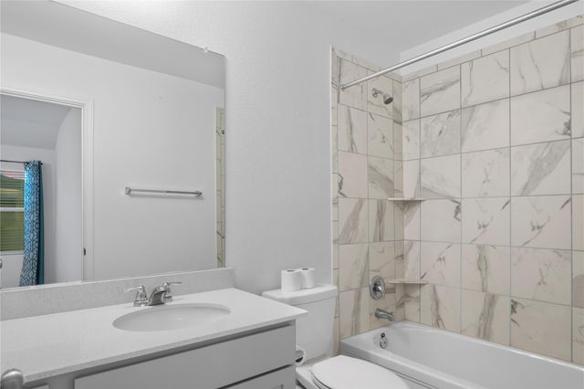 148 Rowdy Yates WAY, Jarrell, TX 76537