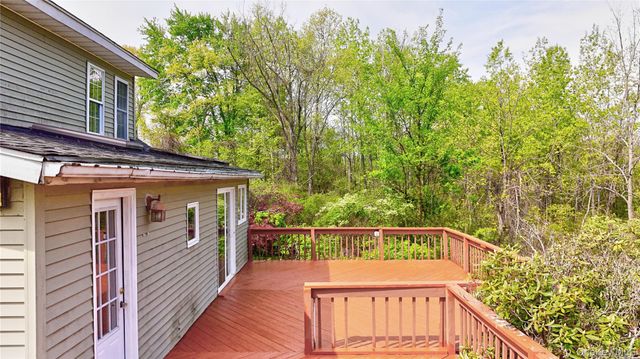 1552 Greenville Turnpike, Port Jervis, NY 12771