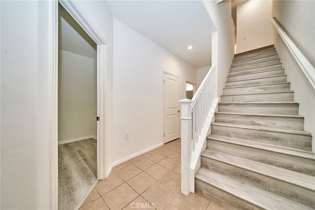 853 E Hollyvale, Azusa, CA 91702