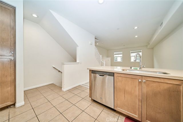 853 E Hollyvale, Azusa, CA 91702