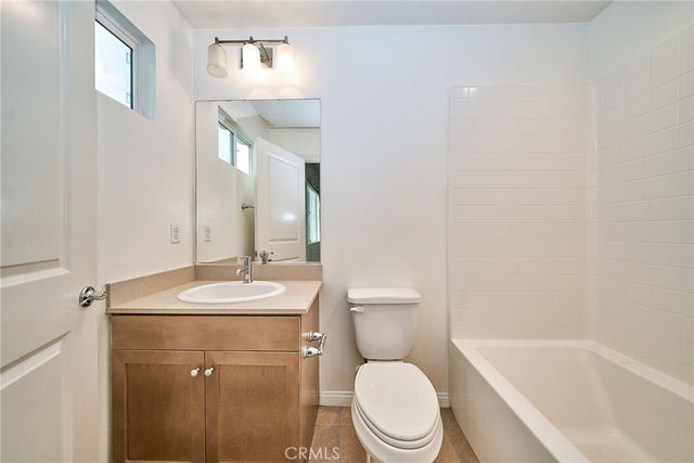 853 E Hollyvale, Azusa, CA 91702