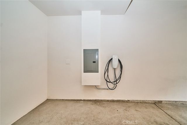 853 E Hollyvale, Azusa, CA 91702