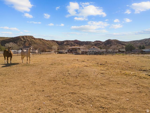 2911 E WASHINGTON DAM RD, Washington, UT 84780