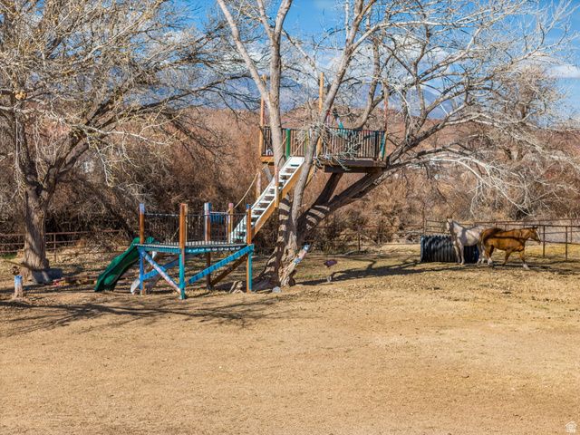 2911 E WASHINGTON DAM RD, Washington, UT 84780