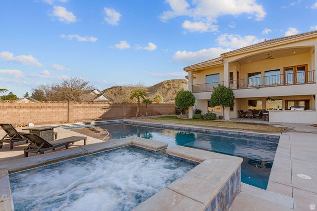 2911 E WASHINGTON DAM RD, Washington, UT 84780