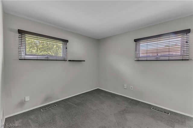 6674 Newbury Lane, Cleveland, OH 44130