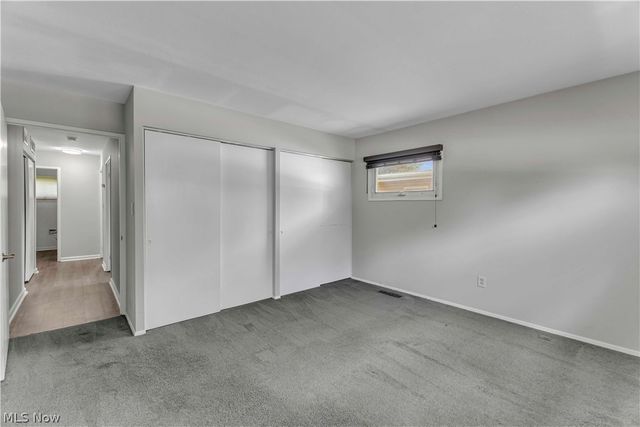 6674 Newbury Lane, Cleveland, OH 44130