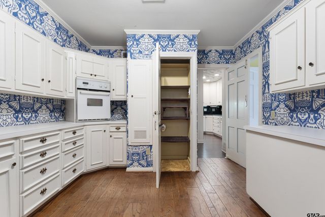 309 Glenhaven Drive, Tyler, TX 75701