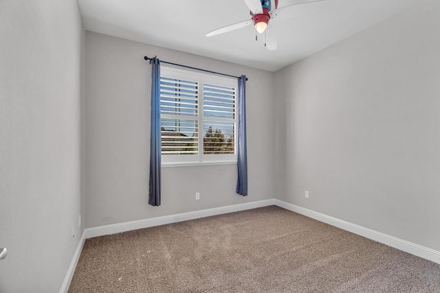 2075 Holt Dr, Lodi, CA 95242