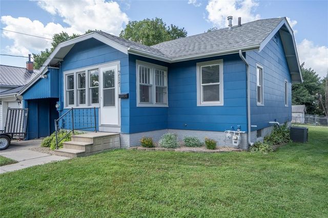 217 E 14th Street N, Newton, IA 50208