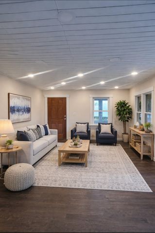 217 E 14th Street N, Newton, IA 50208