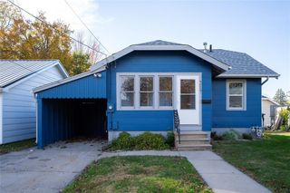 217 E 14th Street N, Newton, IA 50208