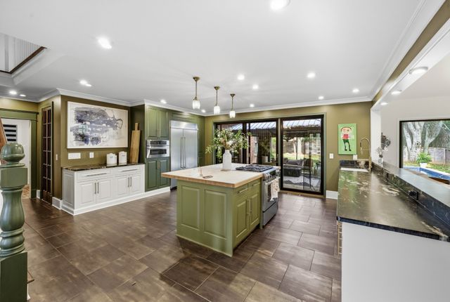 1702 Stokes Ln, Nashville, TN 37215