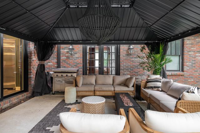 1702 Stokes Ln, Nashville, TN 37215