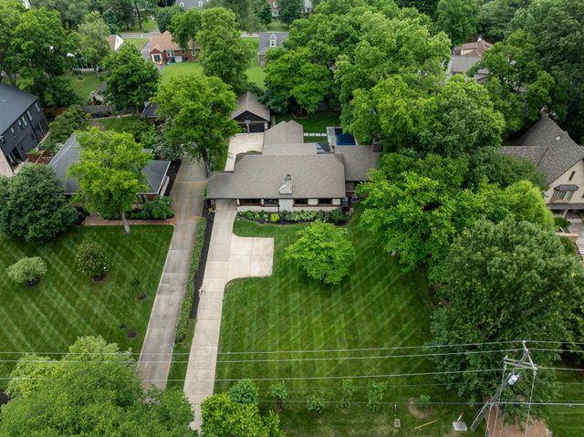 1702 Stokes Ln, Nashville, TN 37215