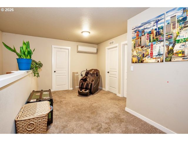 32 N 42ND Pl, Ridgefield, WA 98642