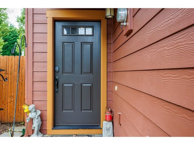 32 N 42ND Pl, Ridgefield, WA 98642