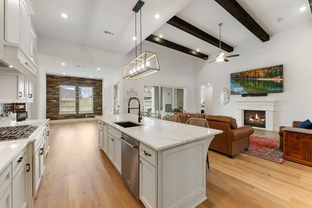 12932 Whitewater Way, Conroe, TX 77302