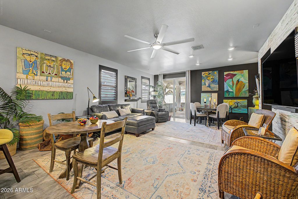 18514 W THISTLE LANDING Drive, Goodyear, AZ 85338 — photo 5