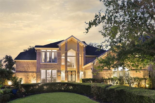 7426 Timberlake Drive, Sugar Land, TX 77479