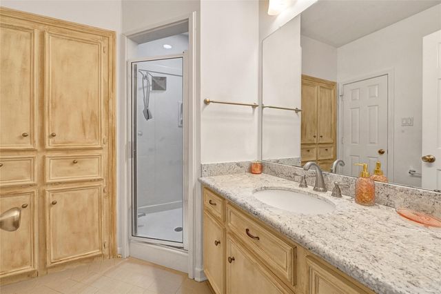 7426 Timberlake Drive, Sugar Land, TX 77479