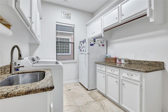 7426 Timberlake Drive, Sugar Land, TX 77479